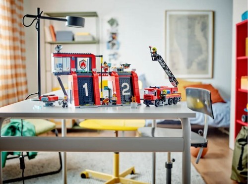 LEGO Klocki City 60414 Remiza strażacka z wozem strażackim