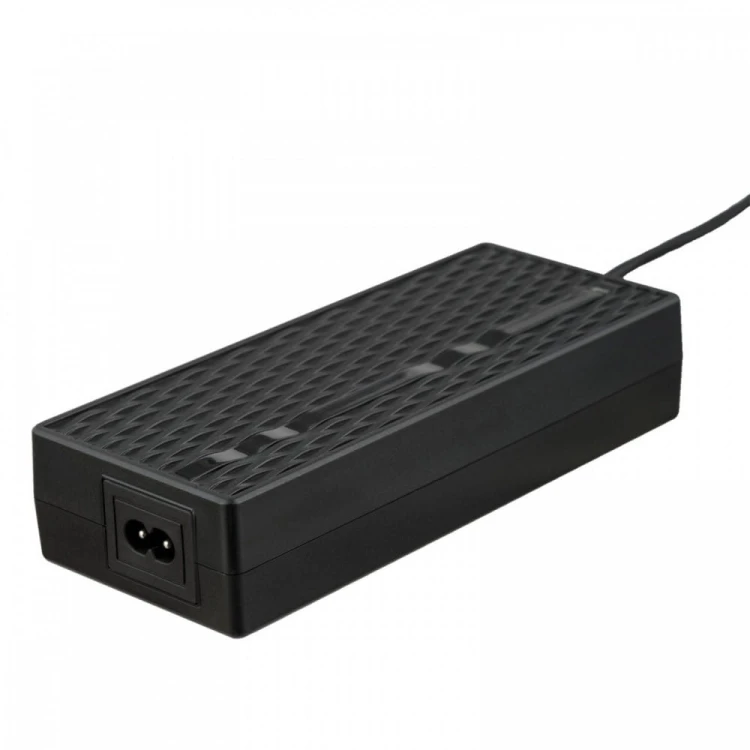 AKYGA  Ładowarka do pojazdów elektrycznych Akyga AK-EV-12 42V / 2A 84W 5.5X2.1 MM 1M