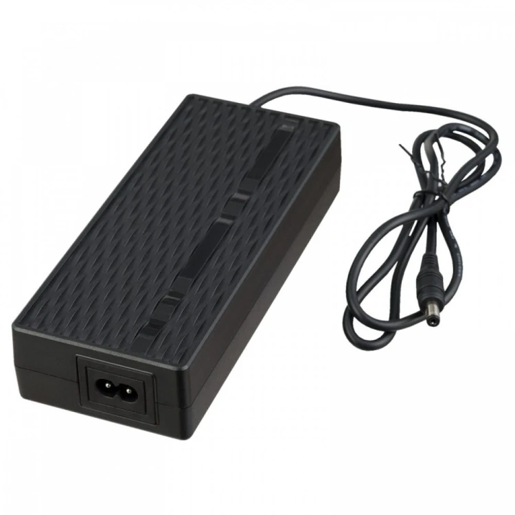 AKYGA  Ładowarka do pojazdów elektrycznych Akyga AK-EV-12 42V / 2A 84W 5.5X2.1 MM 1M