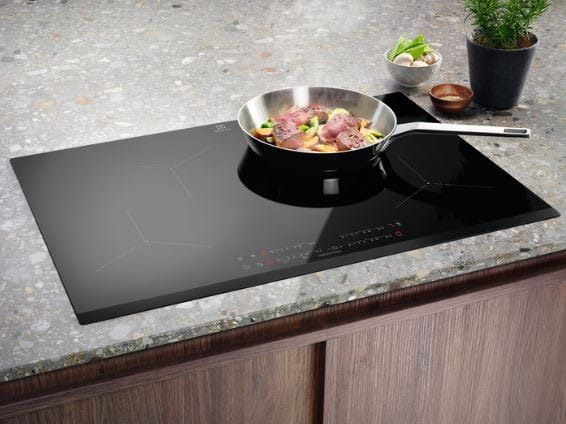 Electrolux Płyta indukcyjna EIS8134 80 cm
